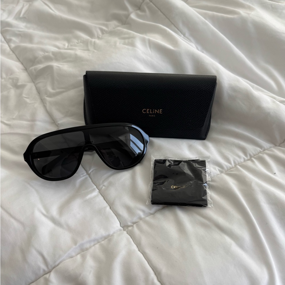 Celine Black Sunglasses Designer Shield Style.  CL40234I 01A